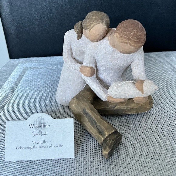 WILLOW TREE ‘NEW LIFE’ NATURAL COLOR HAND-PAINTED STYLE FIGURINE. - Picture 1 of 12